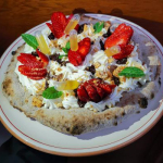 PIZZA FRAGOLE E MASCARPONE MADE IN PUGLIA