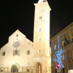 Natale a Trani, adotta una strada per le feste nella Perla del Sud